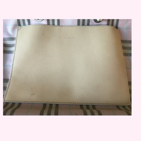 Pink Burberry Tote - Picture 7 of 16